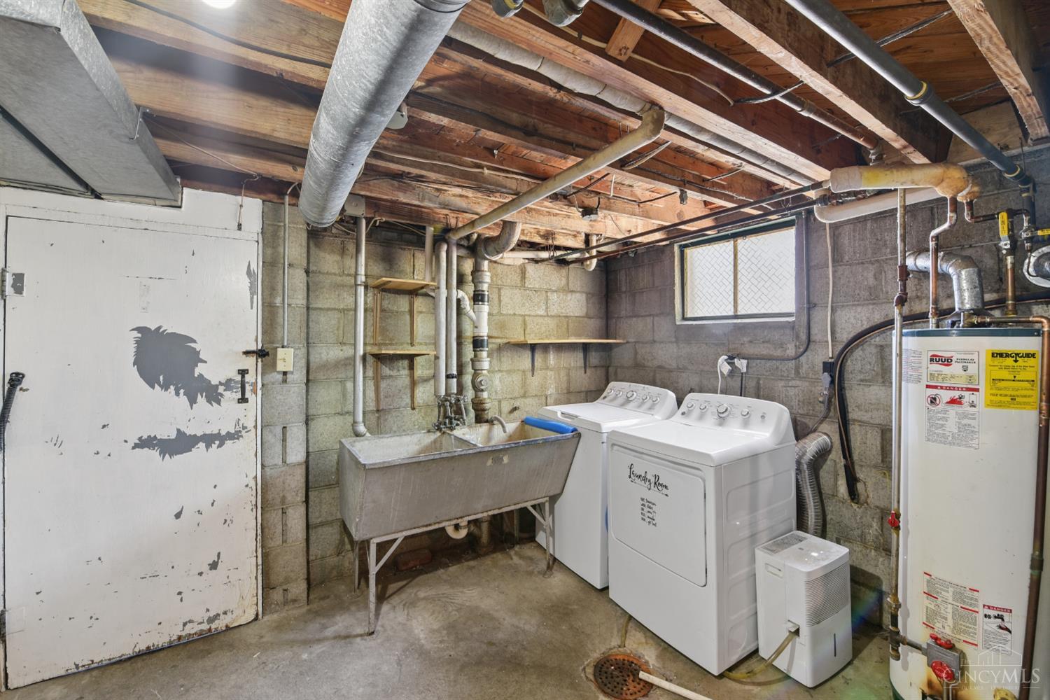 627 Roebling Road Cincinnati, OH 45238 - Photo 29 of 53