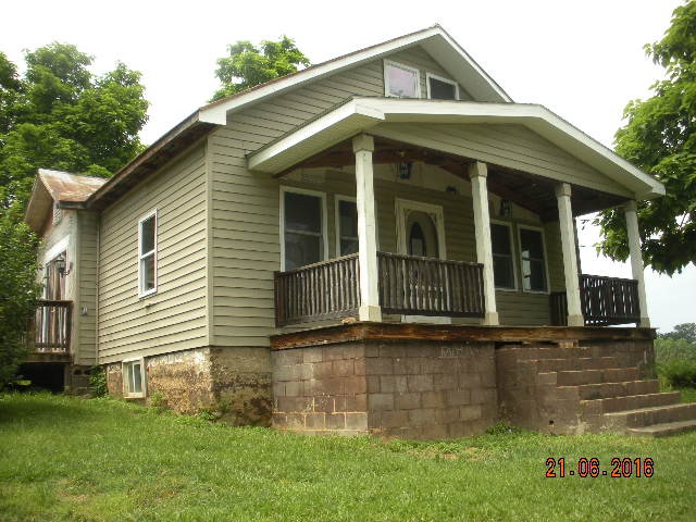 420 Newport Road Shenandoah, VA 22849 - Photo 1 of 24 Gallery Image 1