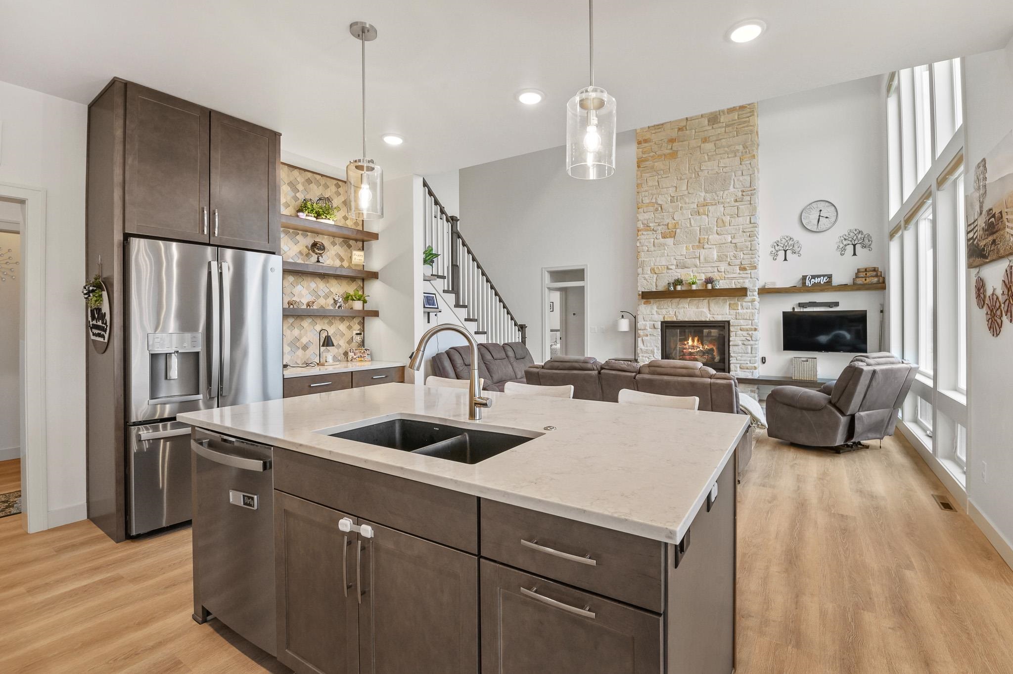 655 Sunset Ridge Green Bay, WI 54313 - Photo 11 of 50