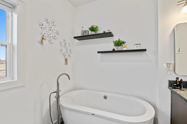 $784,900 | 655 Sunset Ridge, Green Bay, WI 54313