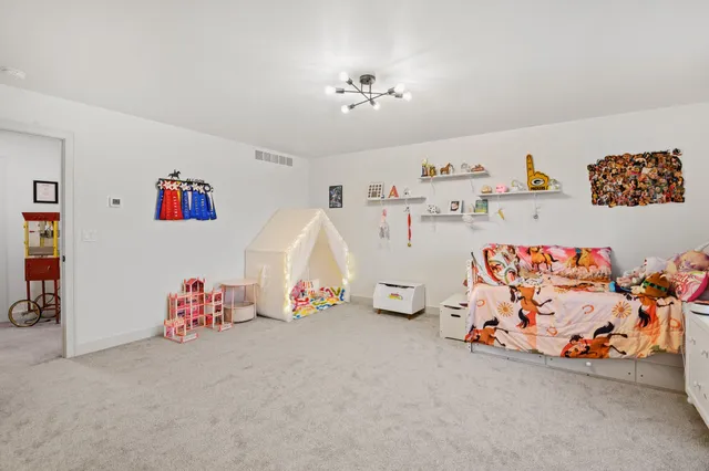 $784,900 | 655 Sunset Ridge, Green Bay, WI 54313