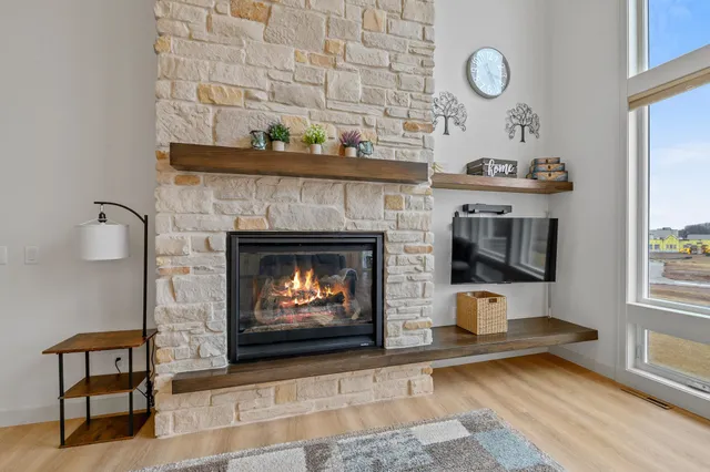 $784,900 | 655 Sunset Ridge, Green Bay, WI 54313