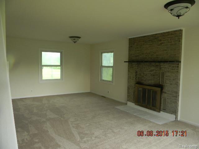 6771 Frith Road St. Clair, MI 48079 - Photo 8 of 23 046.jpg