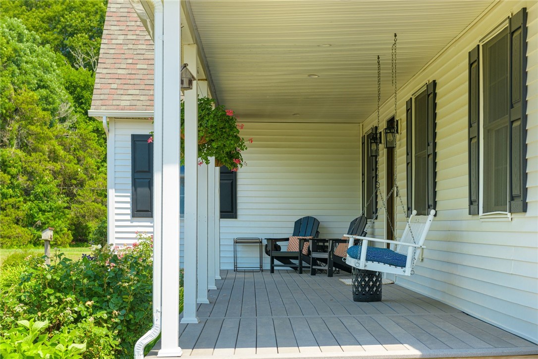 98 George Street Barrington, RI 02806 - Photo 5 of 47