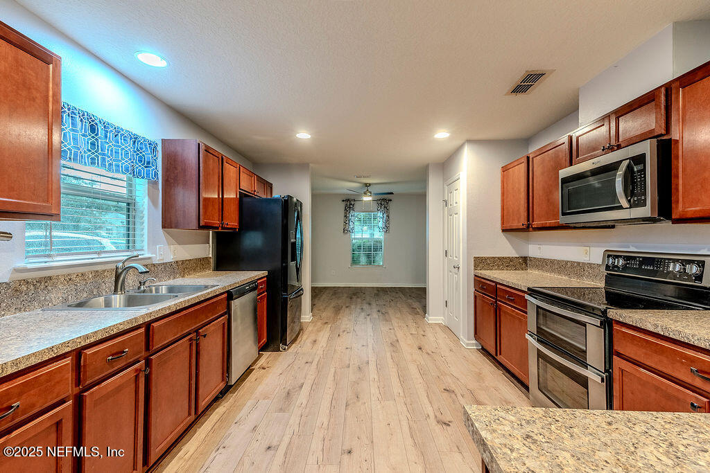 348 Auburn Oaks Road East Jacksonville, FL 32218 - Photo 5 of 30 DSC02290-HDR