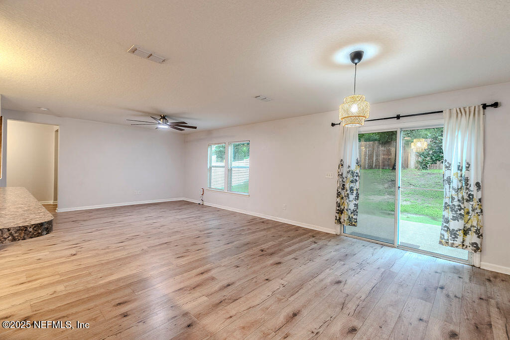 348 Auburn Oaks Road East Jacksonville, FL 32218 - Photo 10 of 30 DSC02310-HDR