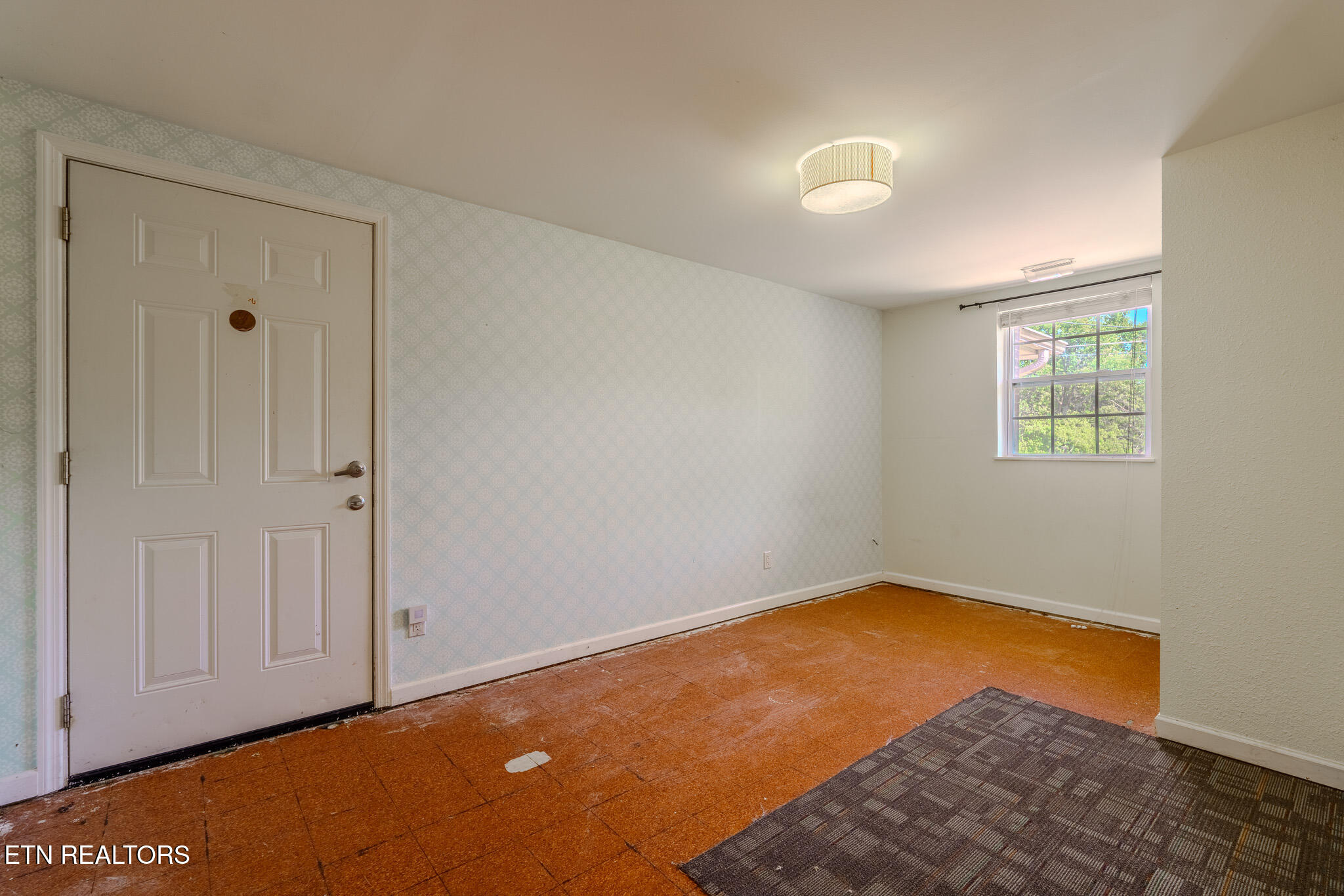 805 Wesley Road Northwest Knoxville, TN 37909 - Photo 28 of 32 805 Wesley Road-Flex Room-Office 5-01-26