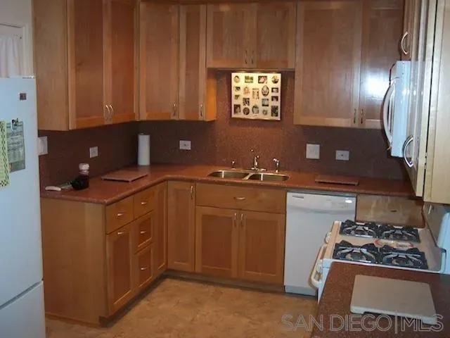 $675,000 | 698 Palomar Avenue, El Cajon, CA 92020