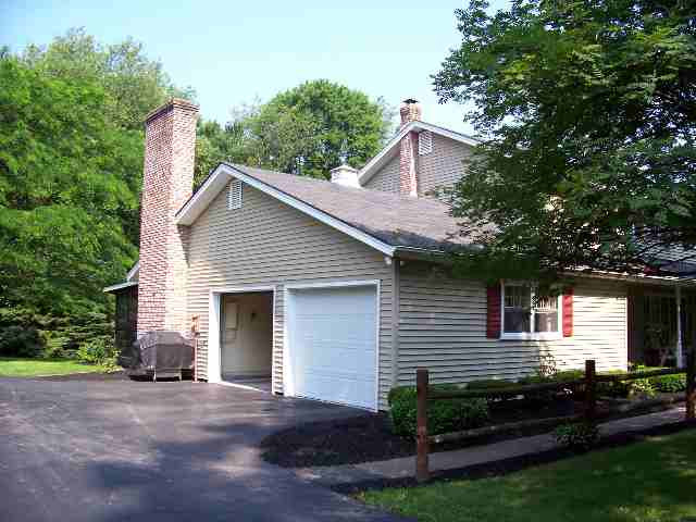 5 Huckleberry Road Schodack, NY 12033 - Photo 2 of 4 Photo 2