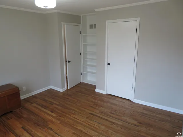 $460,000 | 24243 Sandusky Road, Tonganoxie, KS 66086