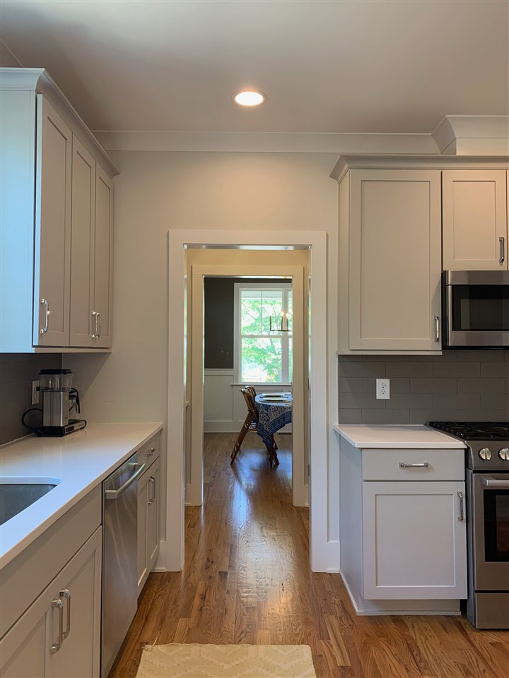 618 Georgetown Road Raleigh, NC 27608 - Photo 5 of 20 Kitchen