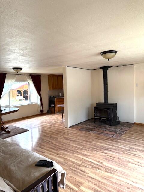 15904 Fir Road La Pine, OR 97739 - Photo 10 of 37 Living Room