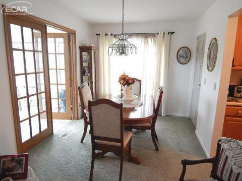 8325 East Coldwater Road Davison, MI 48423 - Photo 5 of 26 20450433-4.JPG