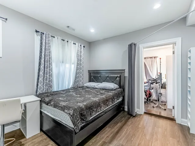 $725,000 | 5330 West Drummond Place, Chicago, IL 60639