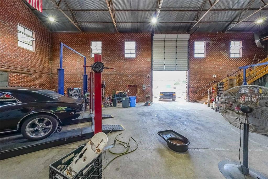 250 Cleveland Street Locust Grove, GA 30248 - Photo 15 of 47