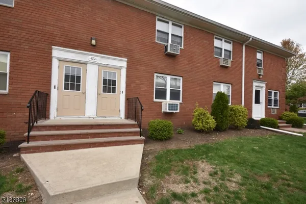 $1,995 | 65 Knox Terrace, Unit 1B, Wayne, NJ 07470