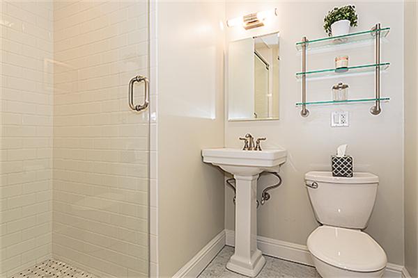 107 Highland Road Somerville, MA 02144 - Photo 9 of 24 Gallery Image 9