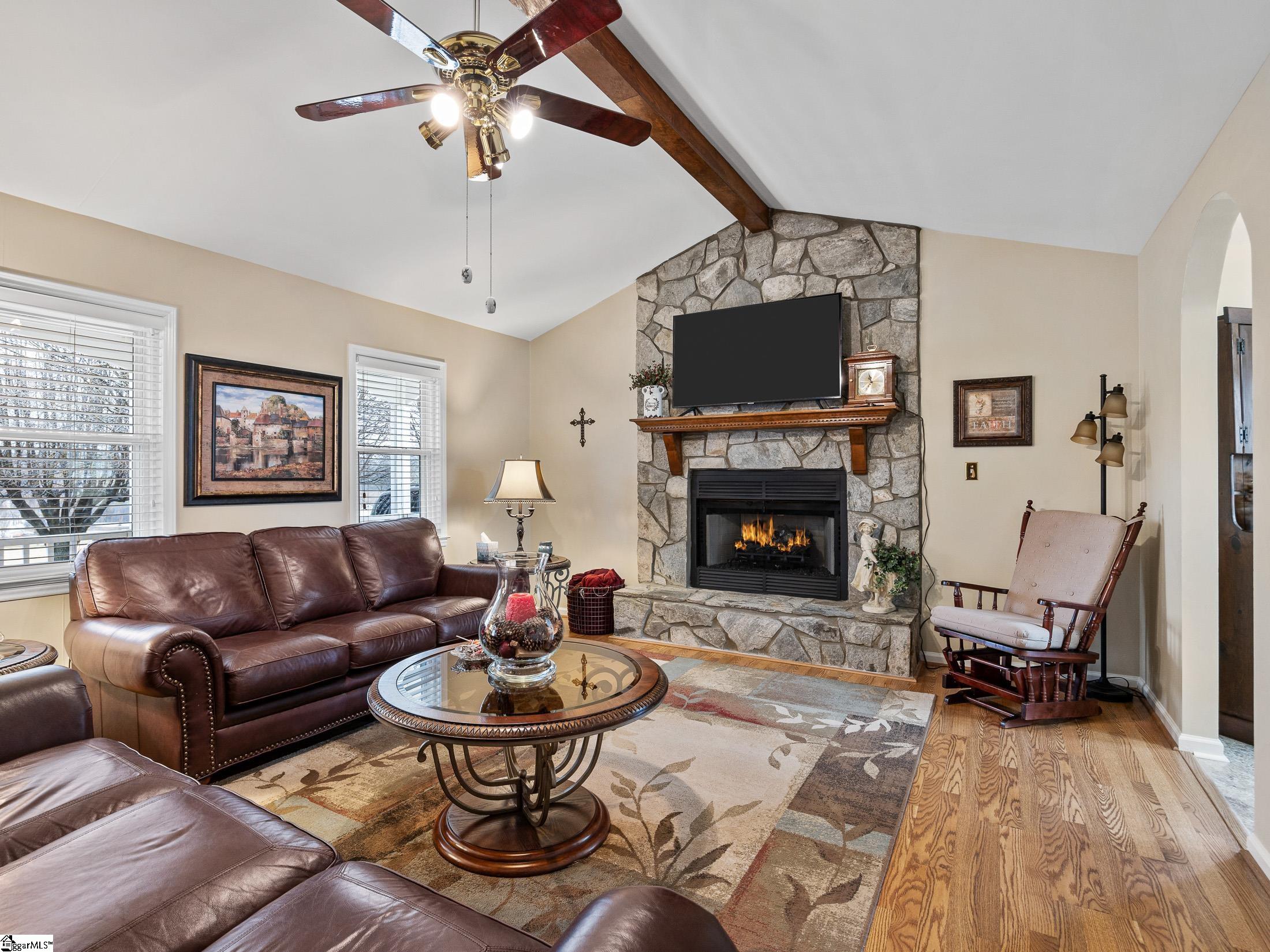133 Suffolk Road Boiling Springs, SC 29316 - Photo 7 of 31