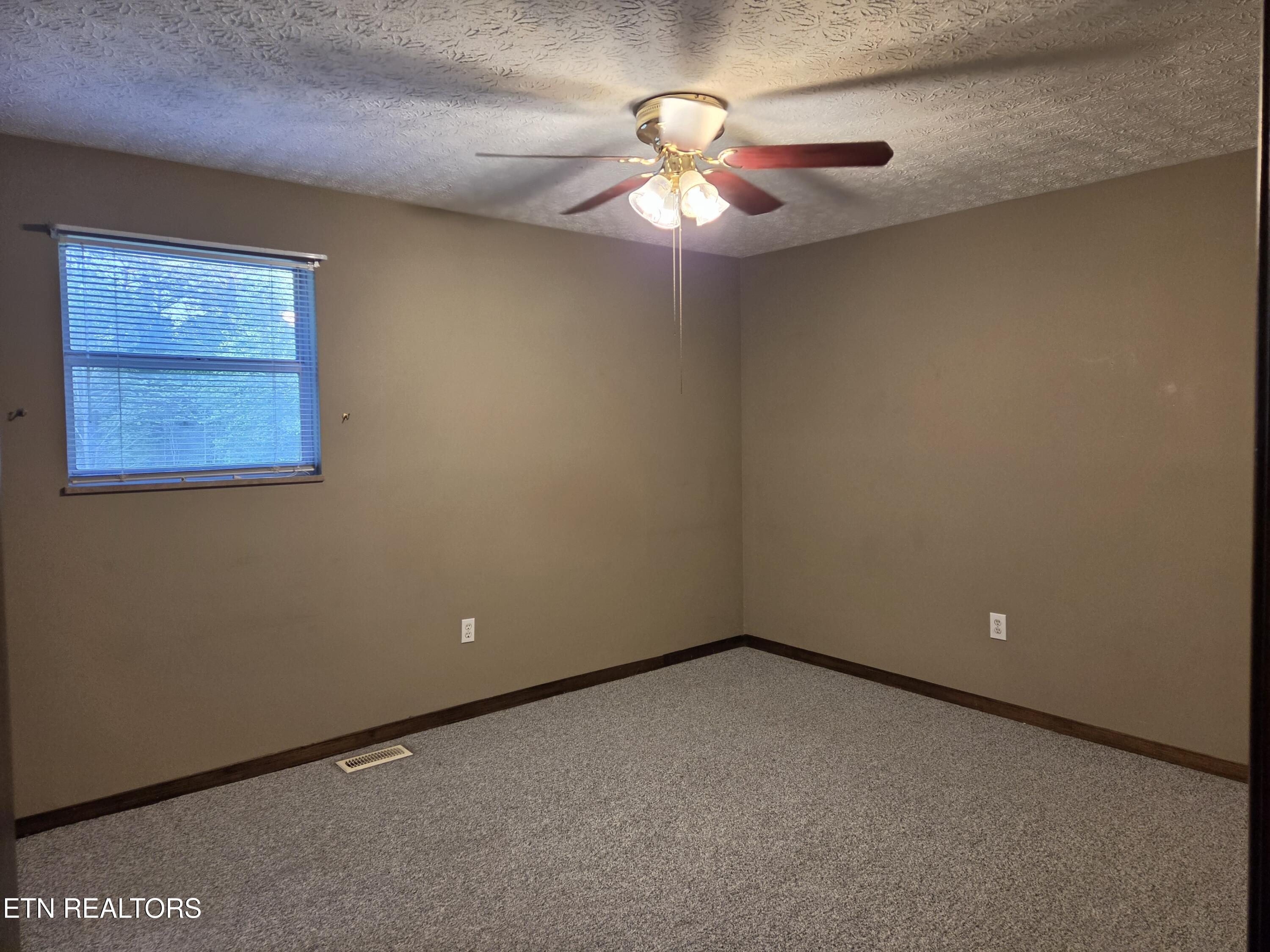 210 Williams Road Maynardville, TN 37807 - Photo 25 of 48 20260423_185225