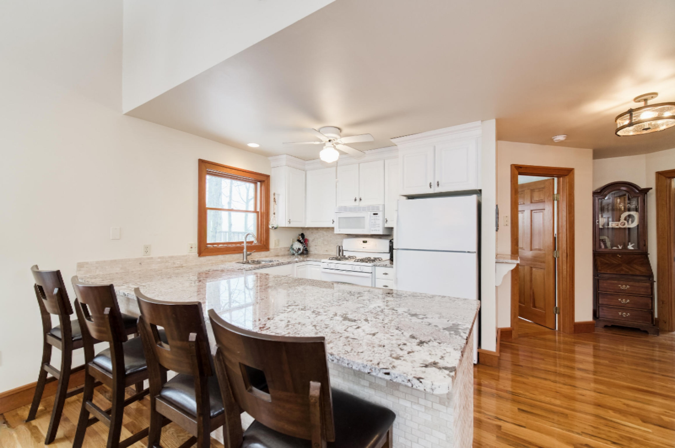 6400 Lakeshore Road Manistee, MI 49660 - Photo 18 of 51 6400_Lakeshore-22