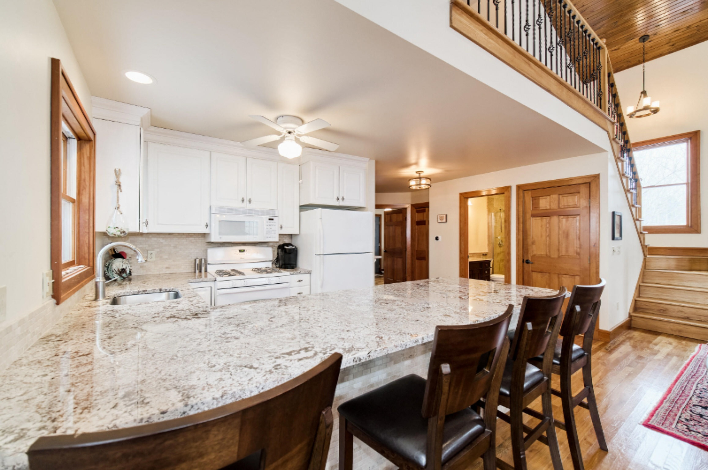 6400 Lakeshore Road Manistee, MI 49660 - Photo 5 of 51 6400_Lakeshore-24