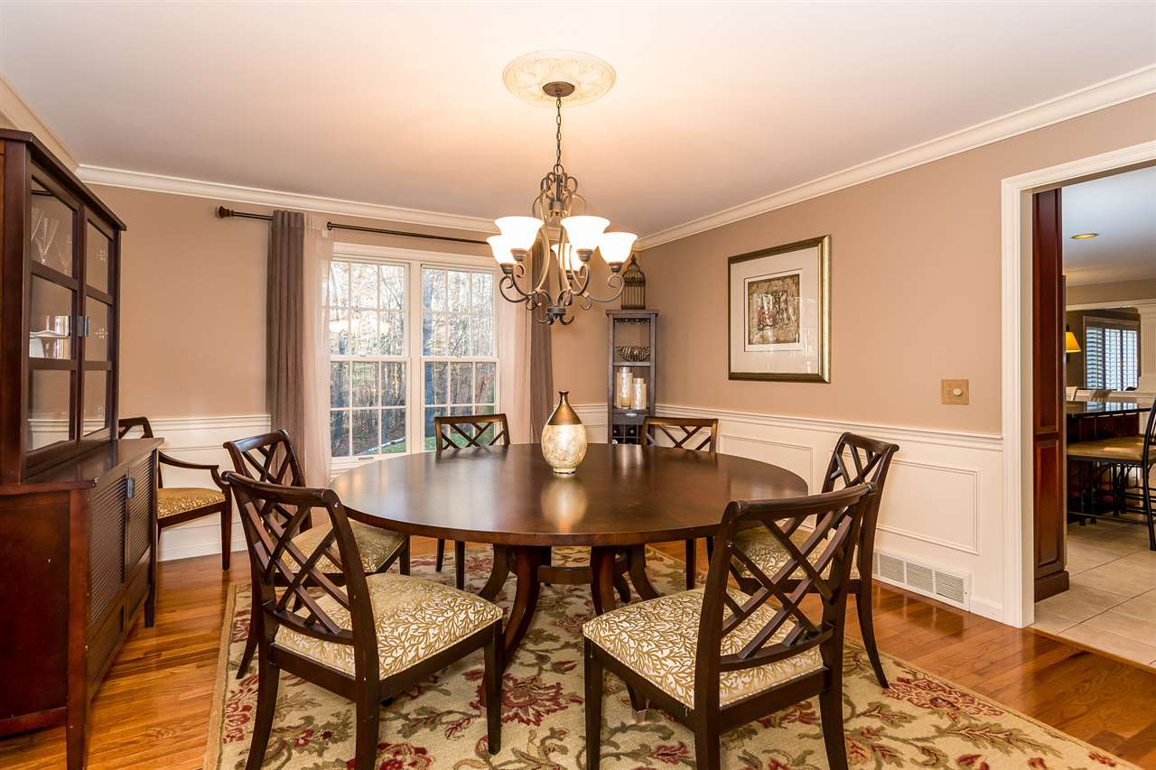5 Rosewell Road Bedford, NH 03110 - Photo 10 of 40