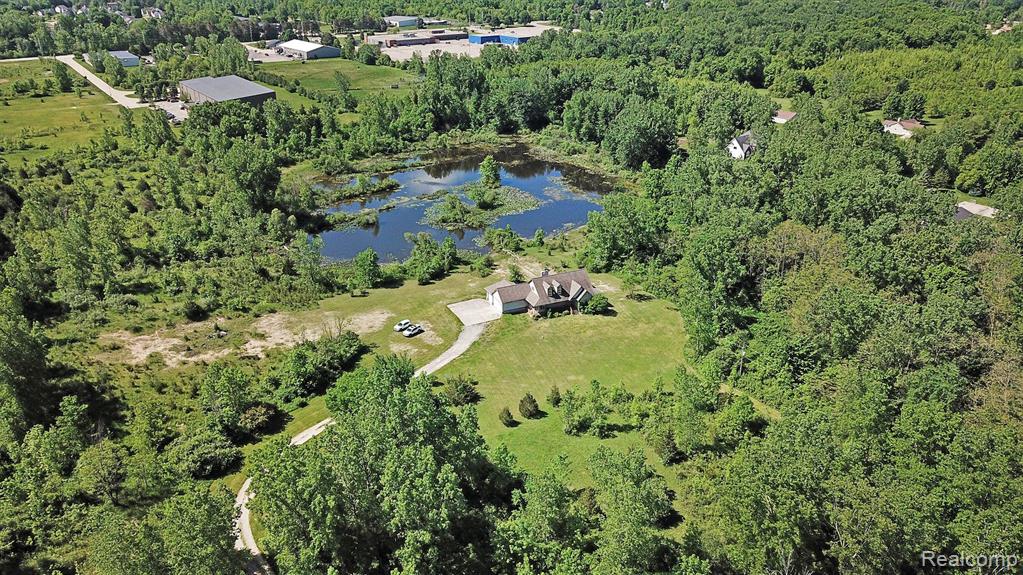 2049 West Ray Road Fenton, MI 48430 - Photo 22 of 23
