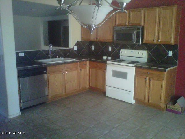 3024 West Red Fox Road Phoenix, AZ 85083 - Photo 3 of 3 Kitchen