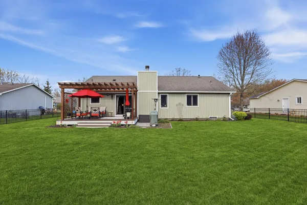 $445,000 | 3111 Smugglers Ridge, Walled Lake, MI 48390