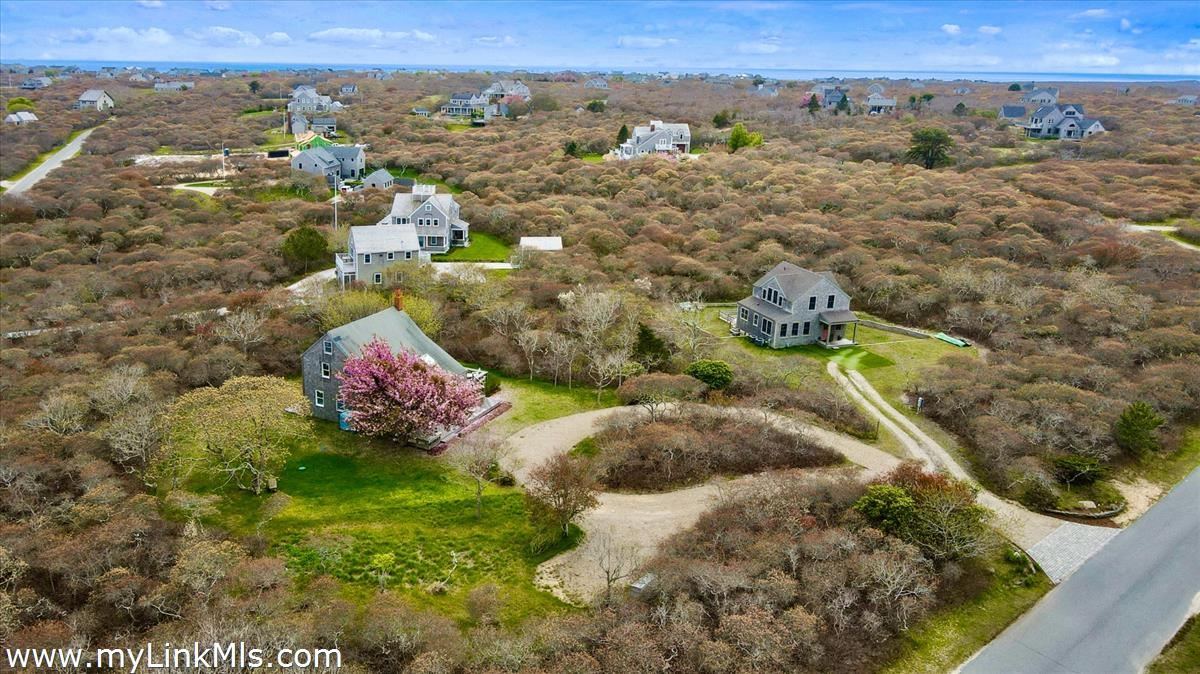 13 Parson Lane Nantucket, MA 02554 - Photo 2 of 44