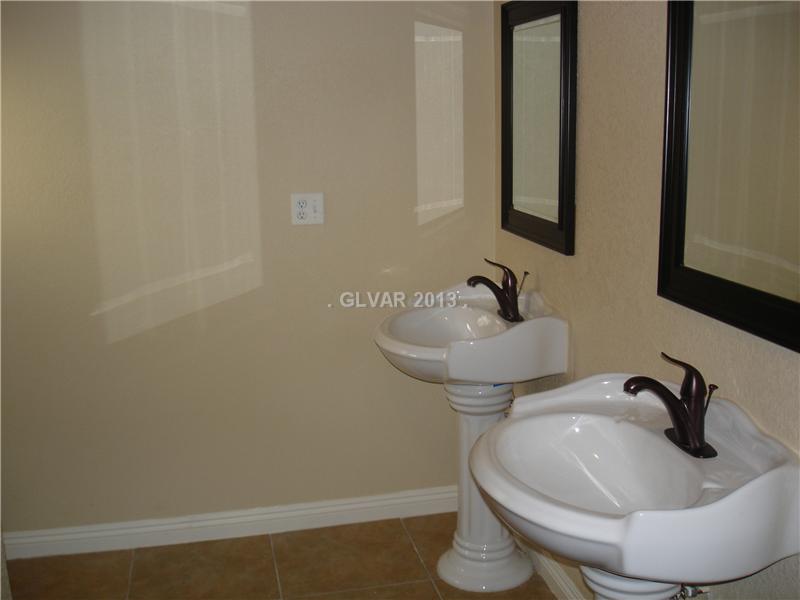 Master Bath/Spa.