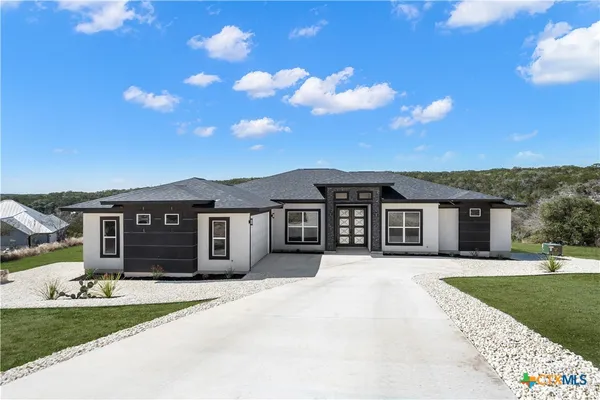$669,900 | 257 Private Road 2774, Mico, TX 78056