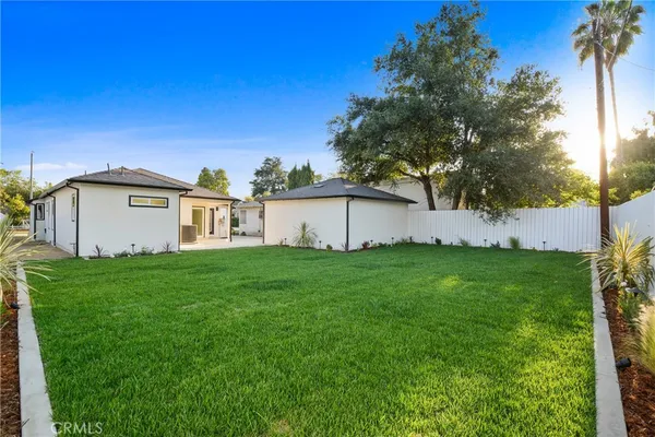 $1,799,910 | 2995 East Del Mar Boulevard, Pasadena, CA 91107