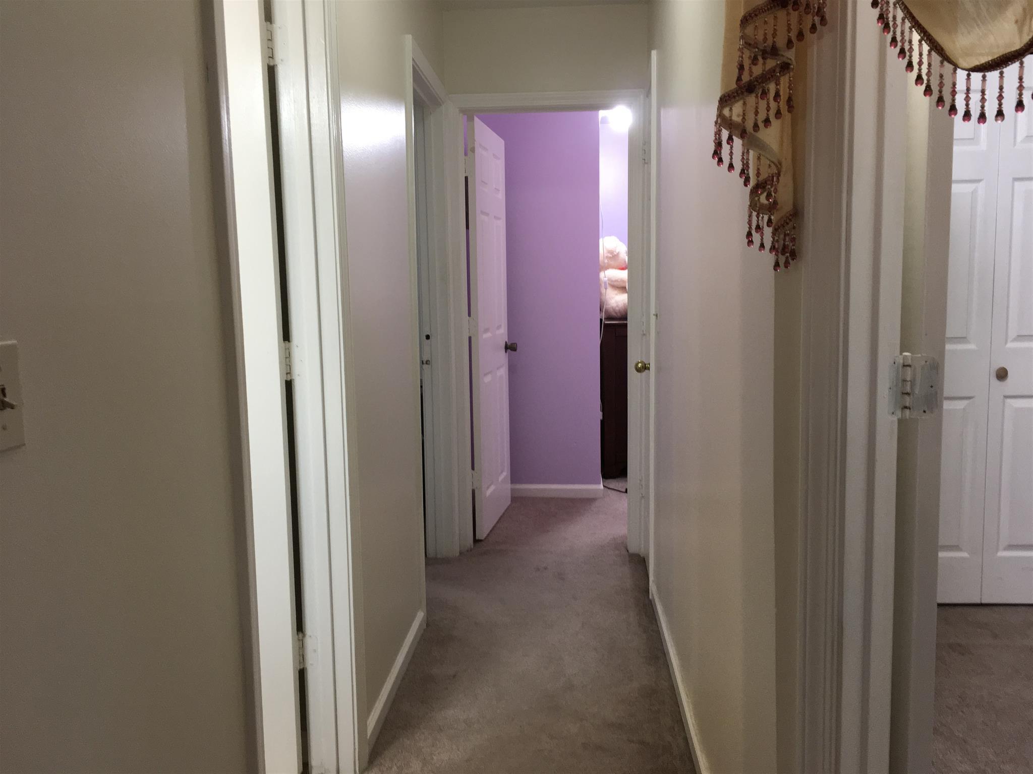 801 Bishopsgate Road Antioch, TN 37013 - Photo 18 of 27 View of hallway on main