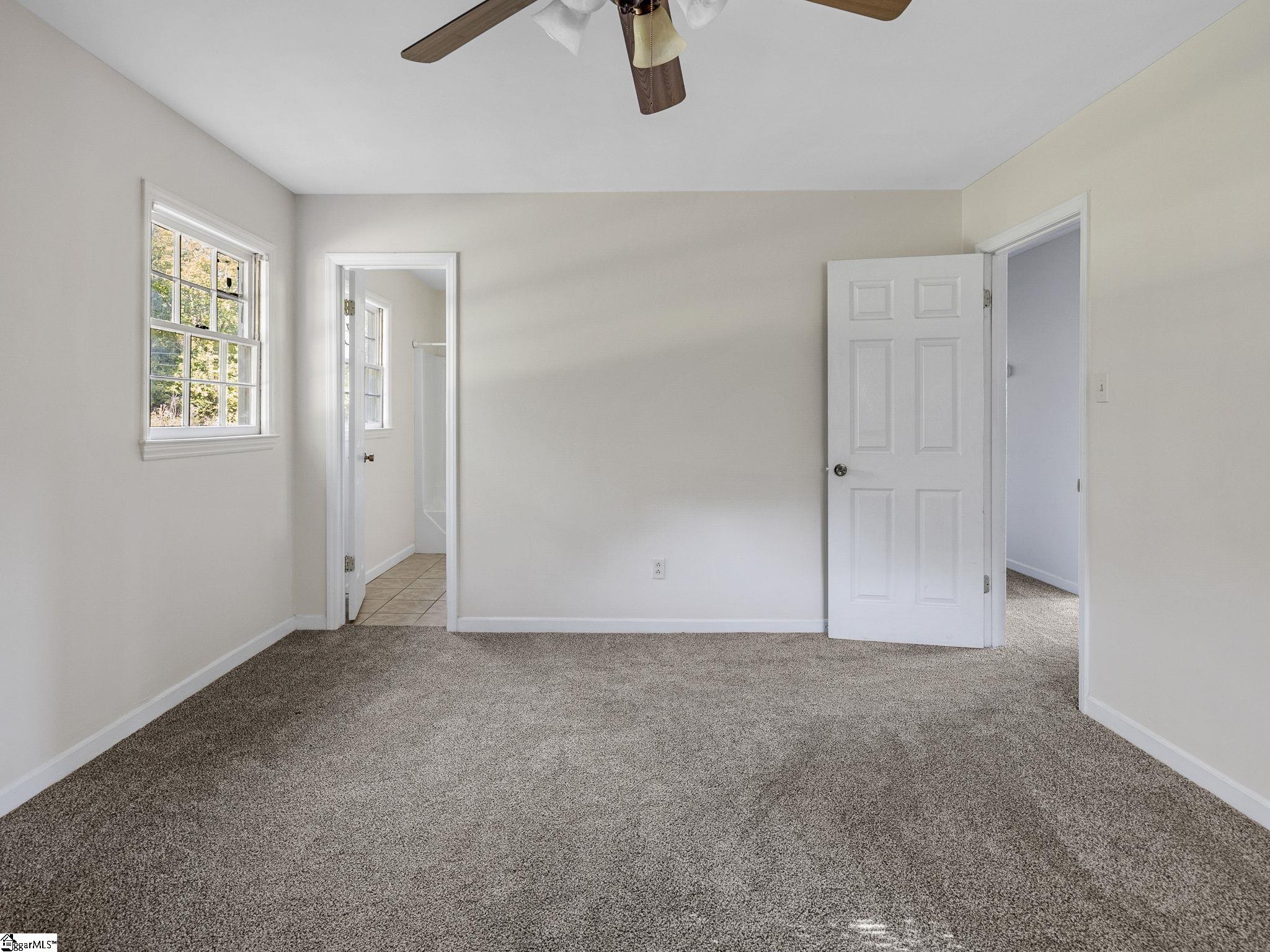 171 Candlenut Lane Boiling Springs, SC 29316 - Photo 16 of 29 Gallery Image 16