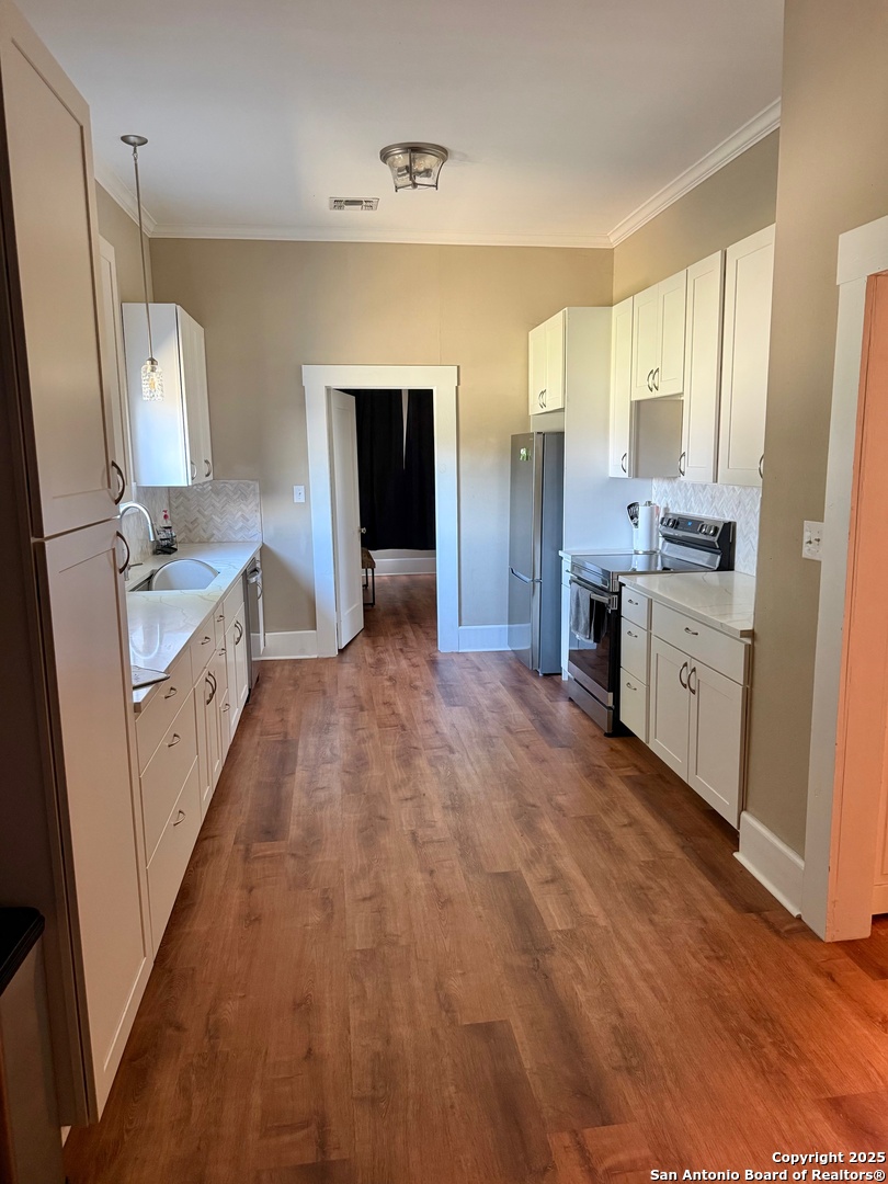 708 South 7th Street Kenedy, TX 78119 - Photo 3 of 6