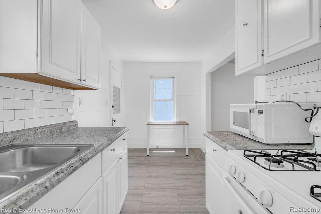 2720 Walnut Street Port Huron, MI 48060 - Photo 14 of 26