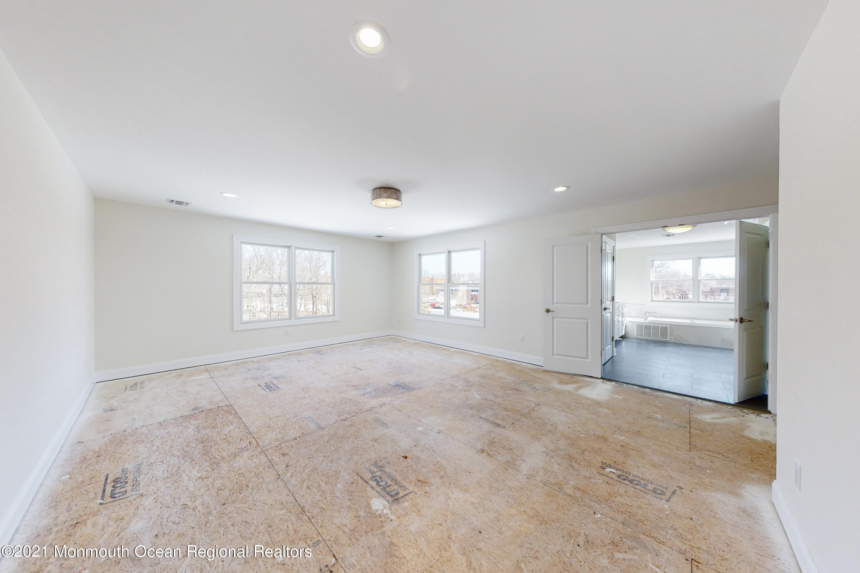9 Dallas Court Hazlet, NJ 07730 - Photo 18 of 37 Master bedroom