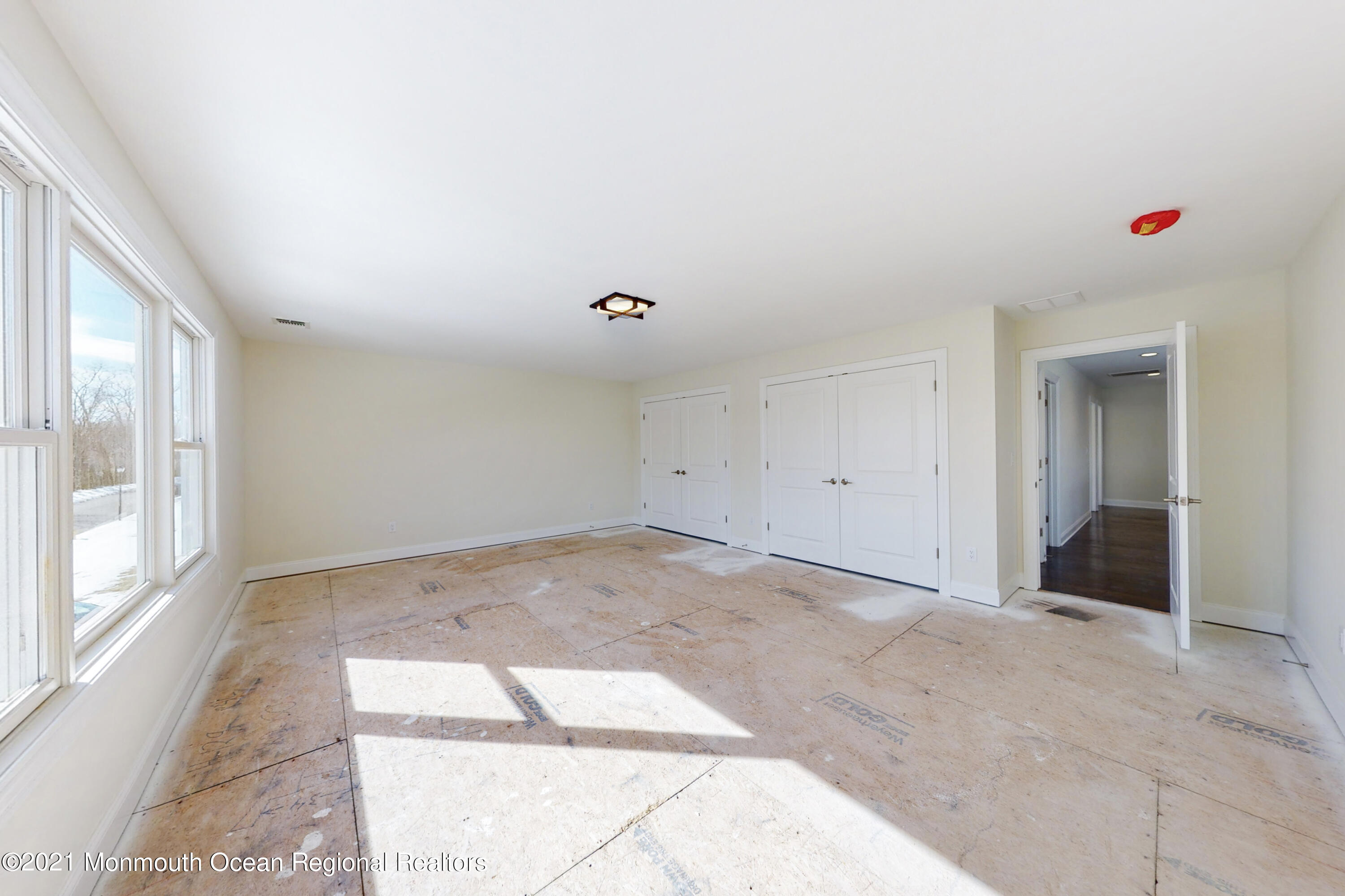 9 Dallas Court Hazlet, NJ 07730 - Photo 22 of 37 2nd Bedroom