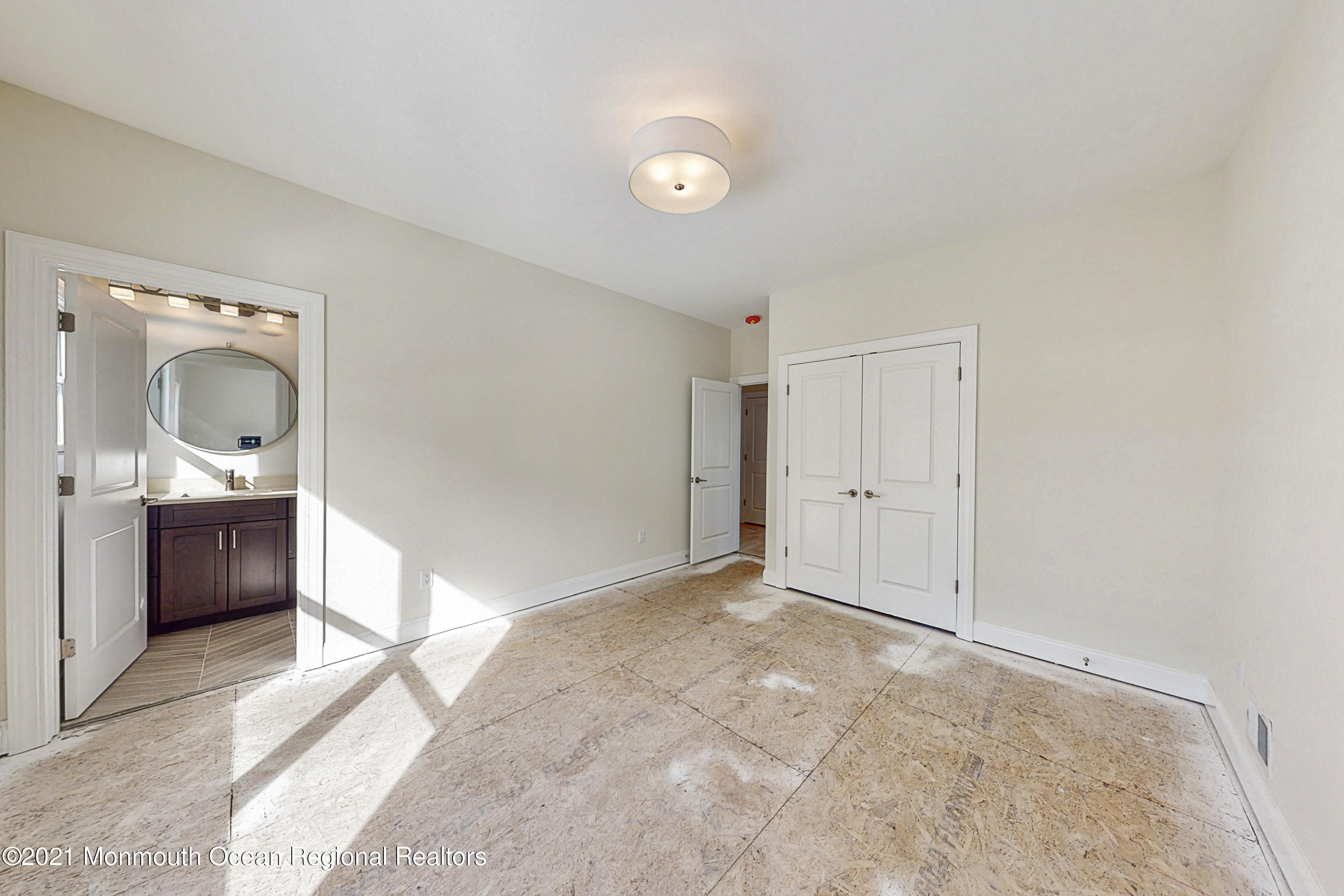 9 Dallas Court Hazlet, NJ 07730 - Photo 28 of 37 1st floor bedroom