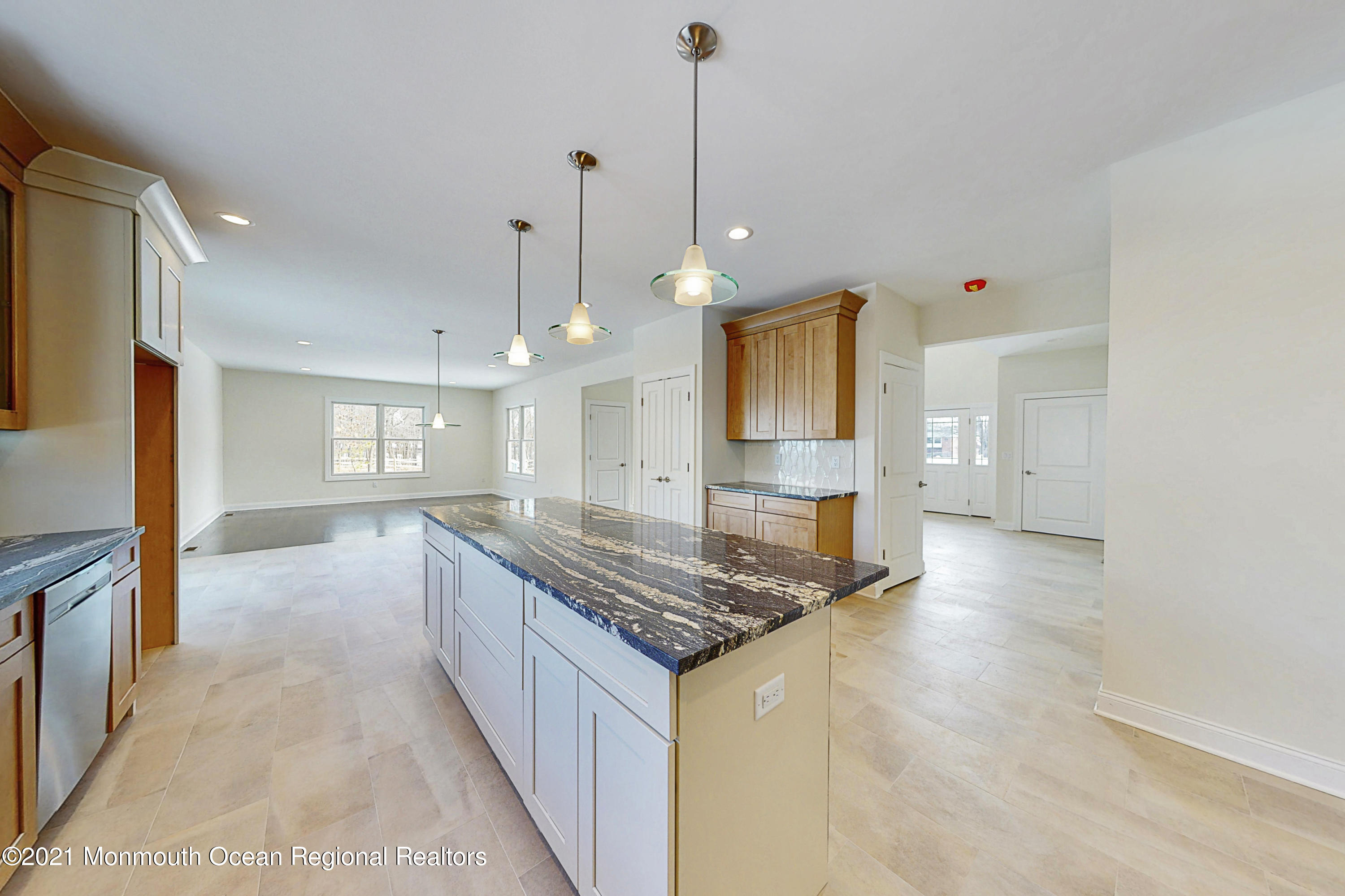 9 Dallas Court Hazlet, NJ 07730 - Photo 8 of 37 Kitchen