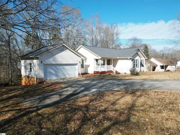 $310,000 | 437 Burns Mill Road, West Union, SC 29696