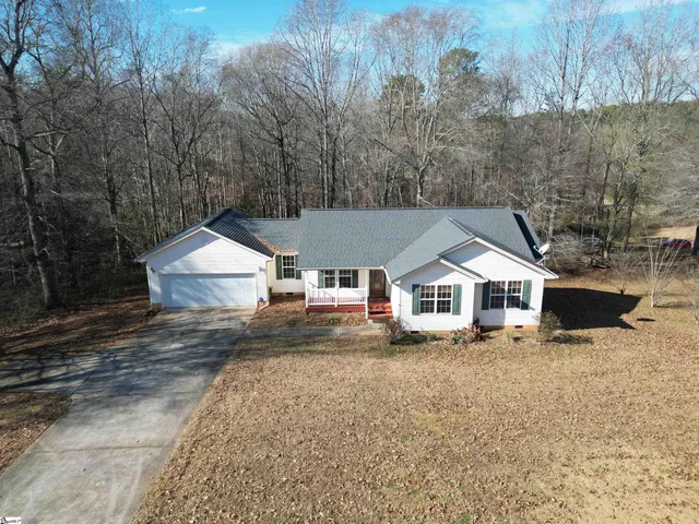 $324,900 | 437 Burns Mill Road, West Union, SC 29696