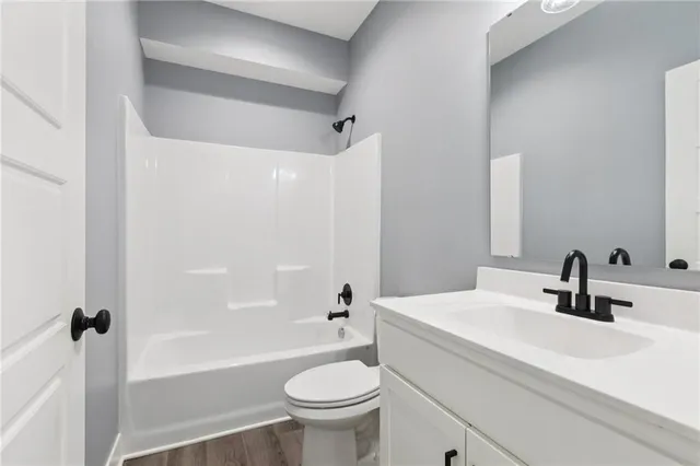 $385,000 | 2313 Burris Drive, Harrisonville, MO 64701