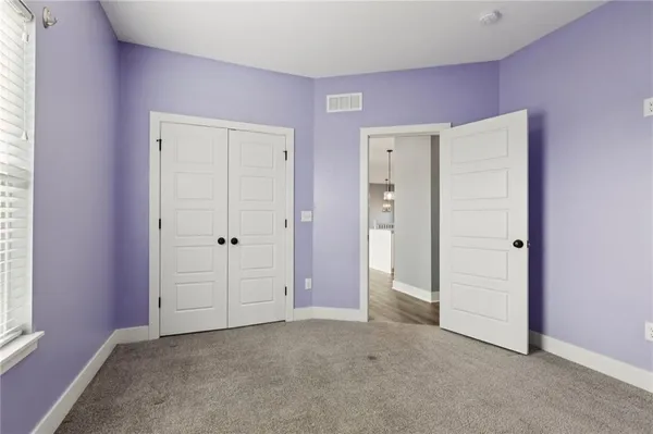 $379,900 | 2313 Burris Drive, Harrisonville, MO 64701