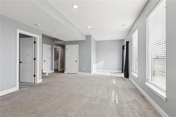 $379,900 | 2313 Burris Drive, Harrisonville, MO 64701