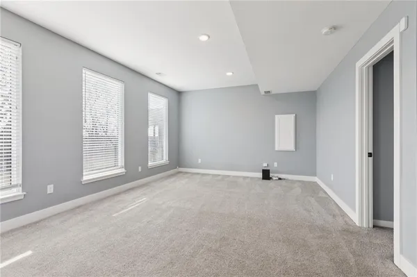 $379,900 | 2313 Burris Drive, Harrisonville, MO 64701