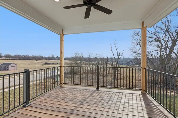$379,900 | 2313 Burris Drive, Harrisonville, MO 64701