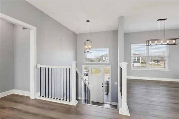 $379,900 | 2313 Burris Drive, Harrisonville, MO 64701