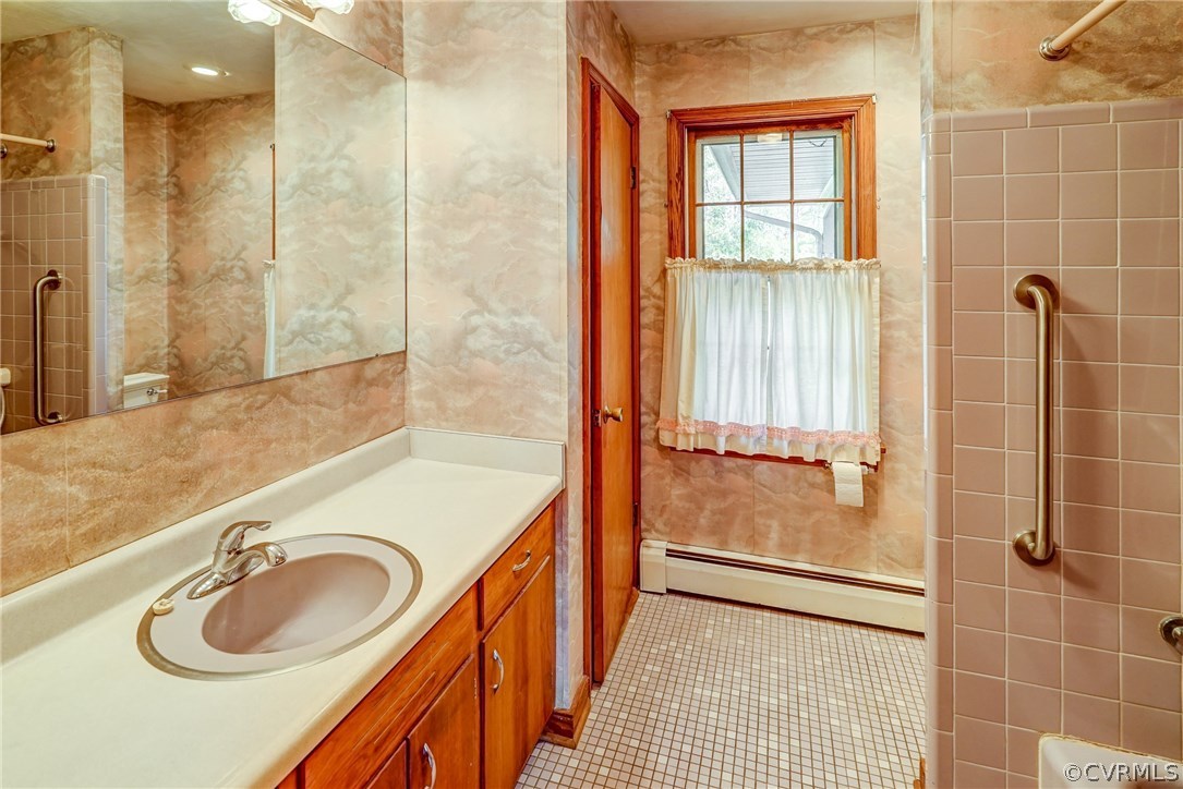 2455 Meadow Road Sandston, VA 23150 - Photo 14 of 16 Gallery Image 14